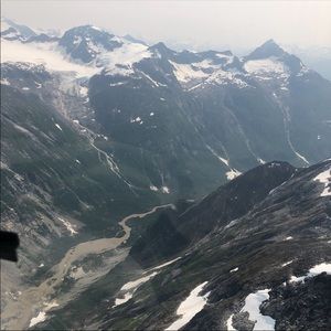 Meet your Posher, Zach